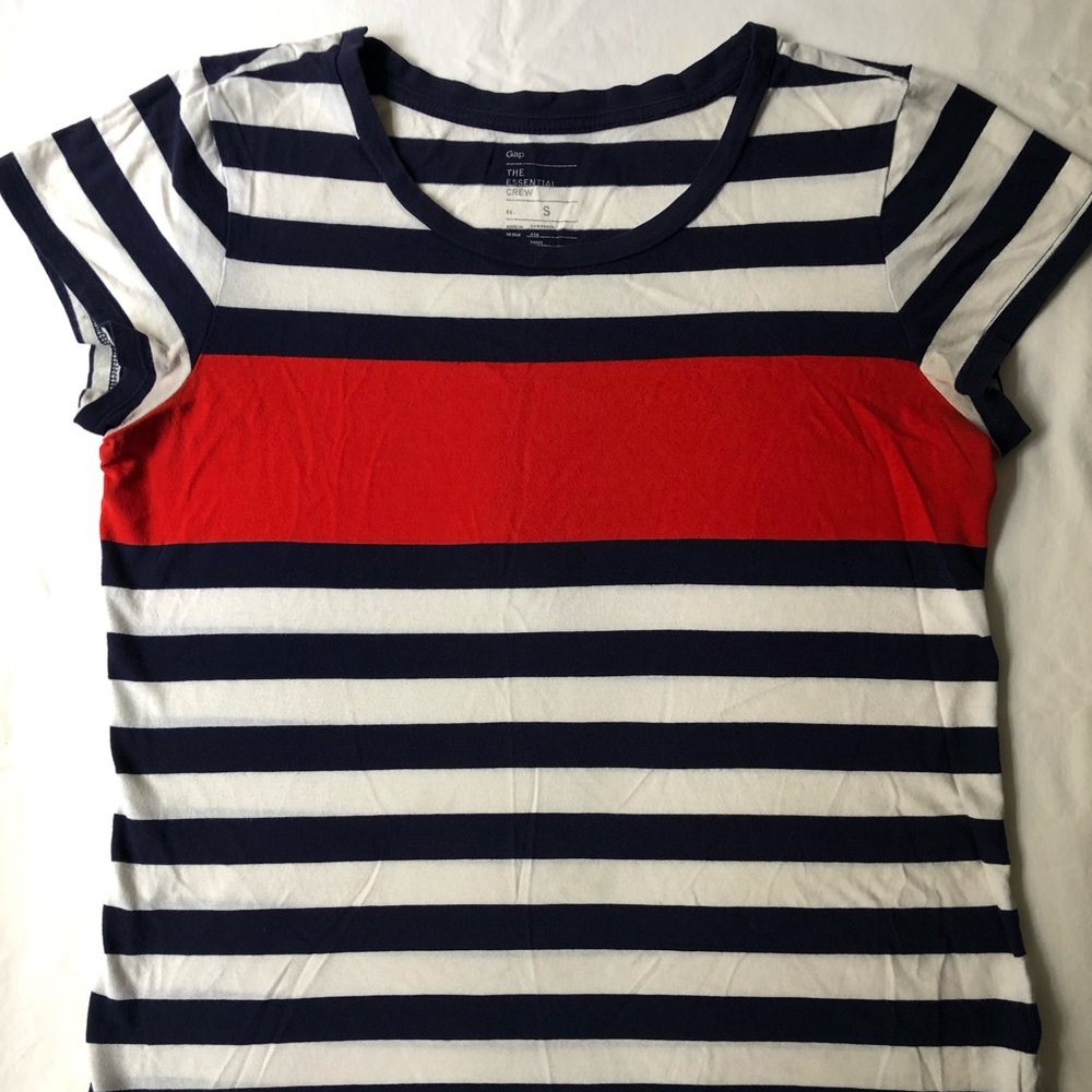 Gap T-shirt